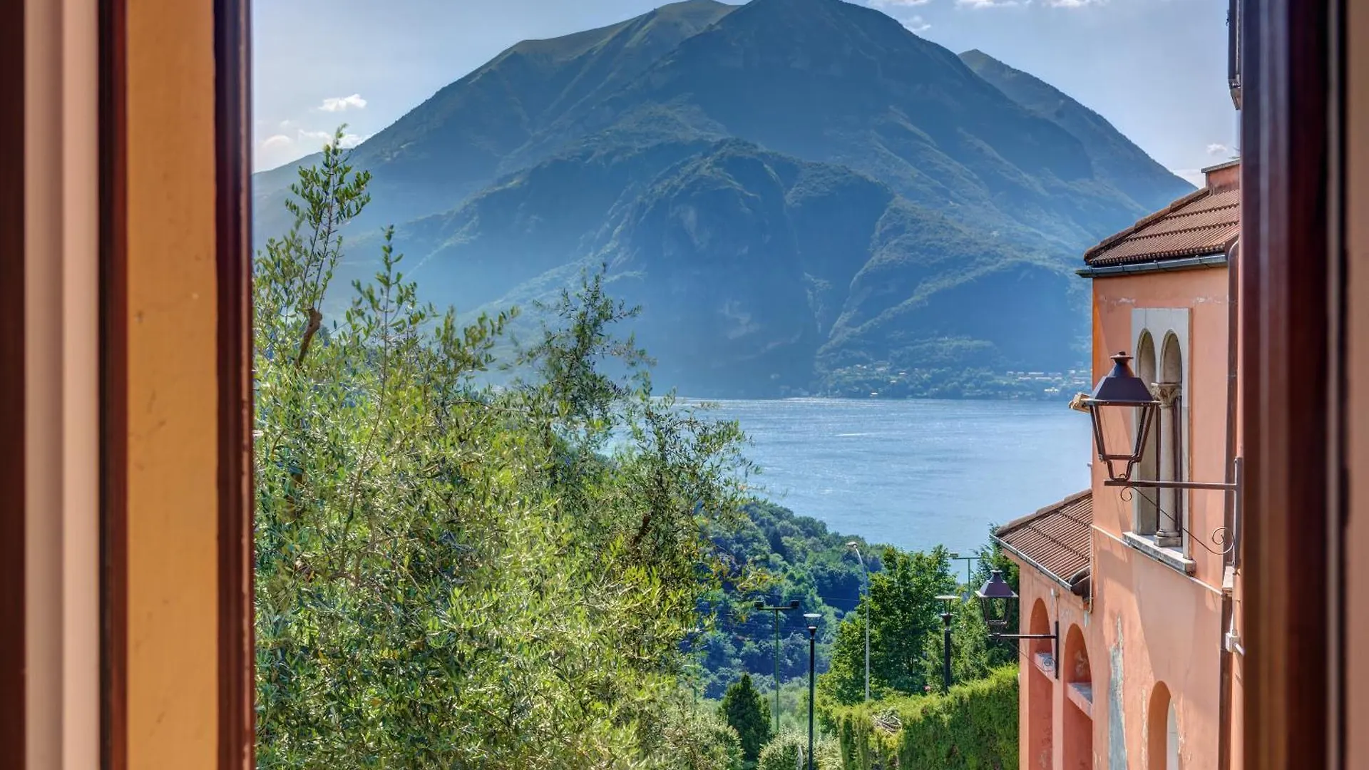 Appartamento Gioiello Vista Lago Perledo Italia